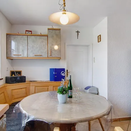 Strobel アパート *